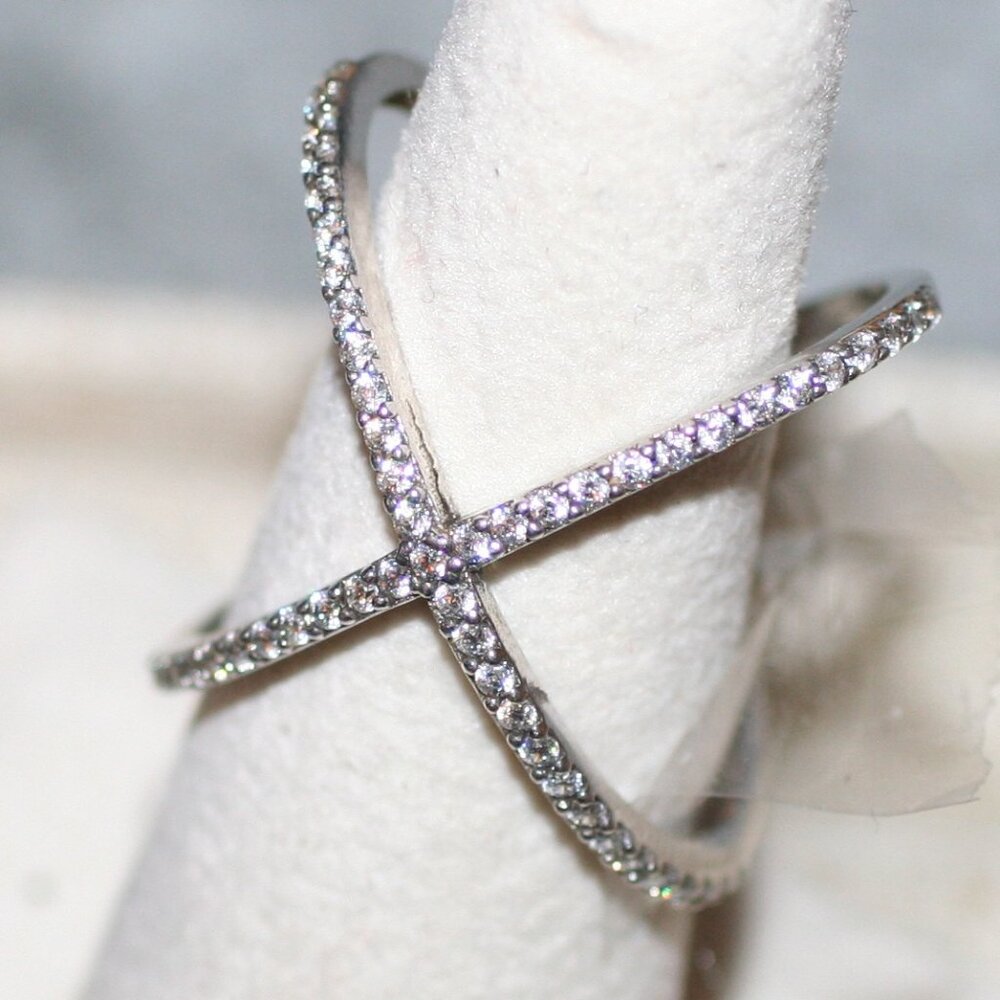 2.0CTW White Simulated Diamond Chip Criss-Cross Rhodium 925 Silver Ring SZ 8.5